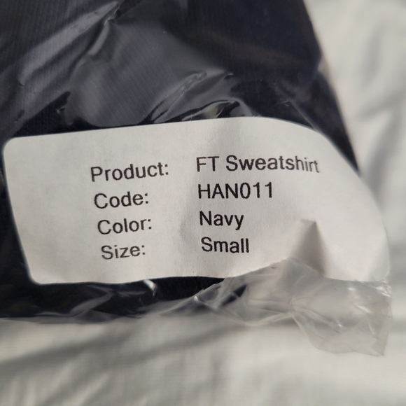Handvaerk FT Sweatshirt 100% Peruvian Pima Cotton Size Small NWT - Picture 8 of 9